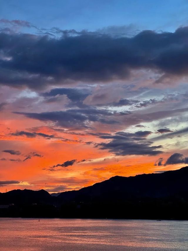 桐廬富春江晚霞美景上線