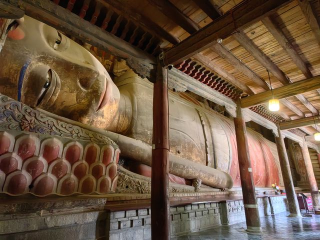 張掖+嘉峪關+敦煌8日遊：丹霞地貌的奇觀，敦煌文化的精髓