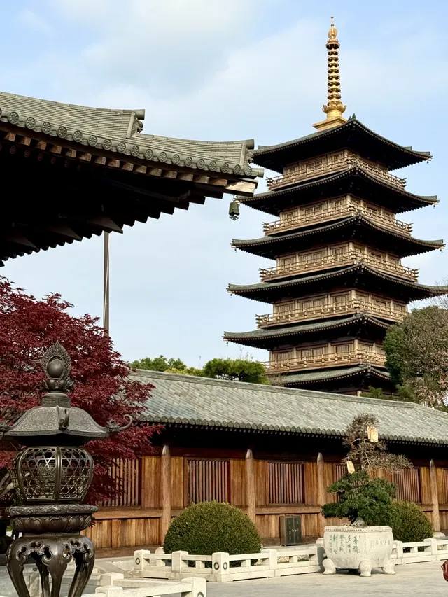 live赴一場人少景美的寶山寺唐風紅葉之約 live赴一場人少景美的寶山寺唐風紅葉之約