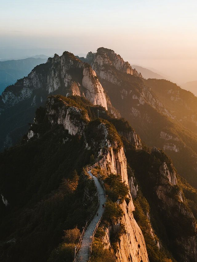 避開人潮!嵩山小眾親子玩法:地質奇觀+天文觀星 避開人潮!嵩山小眾親子玩法:地質奇觀+天文觀星