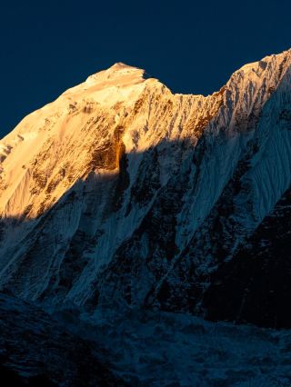 Треккинг по маршруту ACT в Непале | Встреча золотого восхода солнца над горами на высоте 5000 метров