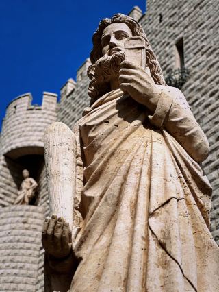 美術学院チェックイン｜現実版魔法学院、中西の視覚の饗宴