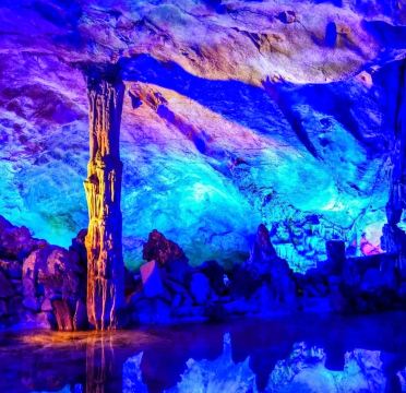 大自然の芸術宮殿—芦笛岩 | Trip.com 桂林