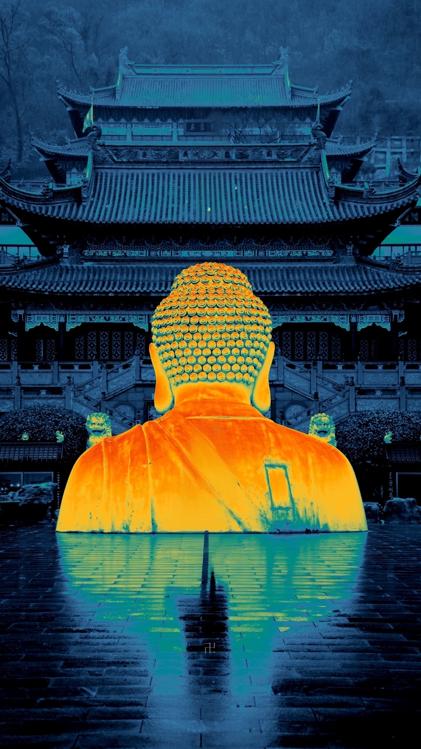 Who says a Buddhist temple must be solemn and dignified? Come to Dong Lushan Guanyin Temple and have a romantic date with the Great Buddha~💛

✨Hey everyone, check this out!
This Guanyin Temple in Lishui, Nanjing
hides a golden Great Buddha full of everyday charm.
Unlike other lofty Buddhas,
it lowers its brows and eyes, as if always ready to listen to your thoughts.

🌉When the night lights come on, it’s absolutely stunning!
The Buddha statue shines golden, paired with the yellow tiles of the ancient buildings.
Every snap is a masterpiece📸
And the best part is!!!
Free! Admission! 💯

📍Address: 750 meters north of Bailu Changuo Temple, Lishui District
⏰Opening Hours: Open 24 hours
🅿️Parking: Convenient~

Outfit tips:
You can wear Hanfu for photos
The red walls and golden Buddha make a perfect backdrop
Remember to bring a fill light
The night view is so beautiful✨
