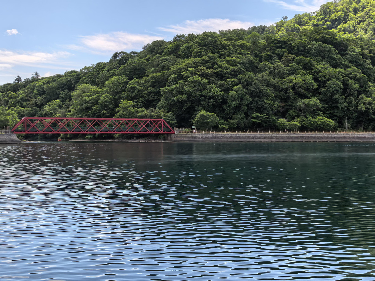 支笏湖が魅せる、時を超えた青の静寂。 | Trip.com 千歳
