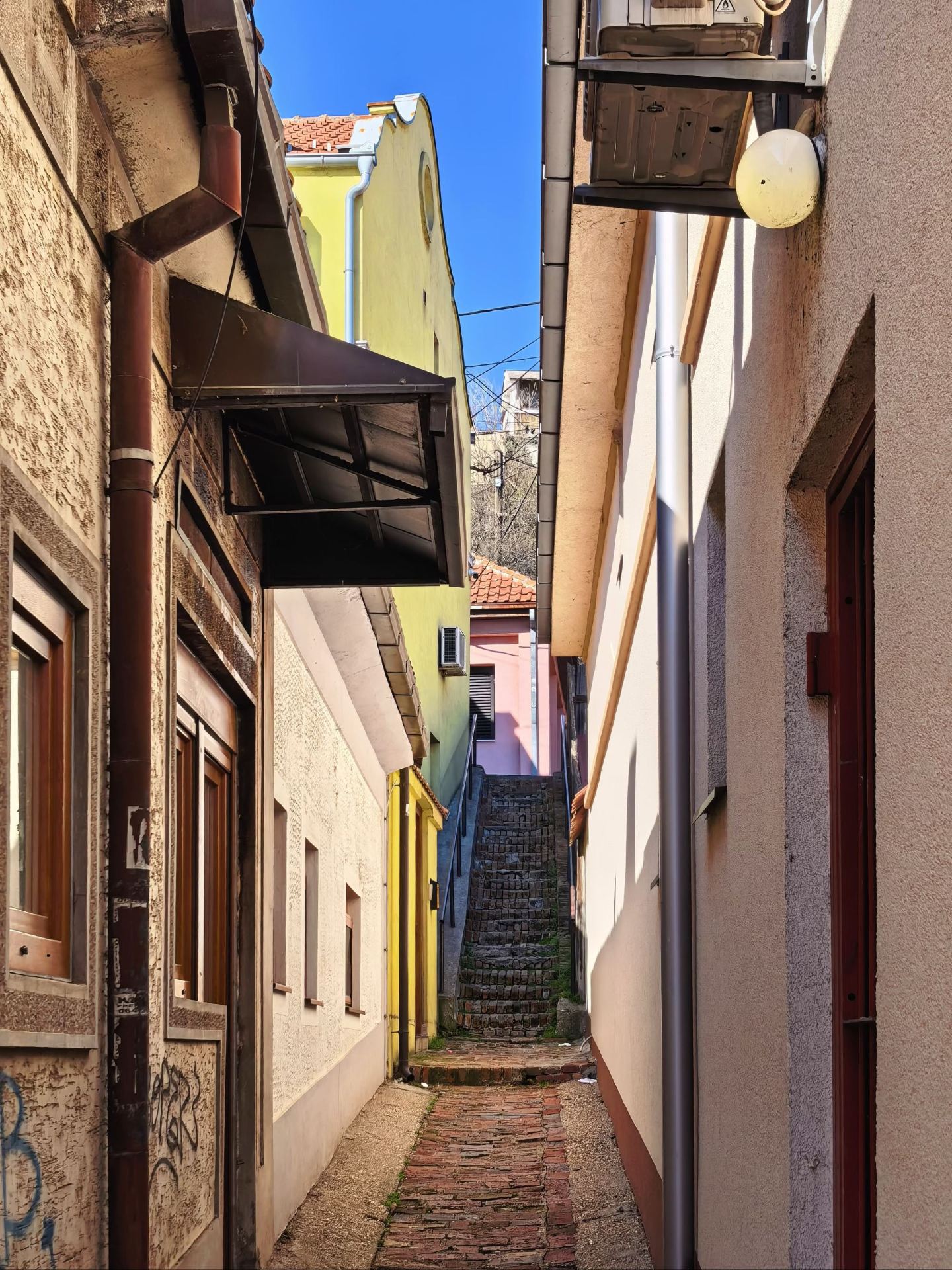 Visa-free multi-country tours to Serbia and other countries during summer vacation are amazing!
