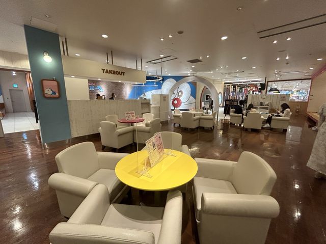 【新千歳空港】めちゃかわ❣️ドラえもんたい焼き