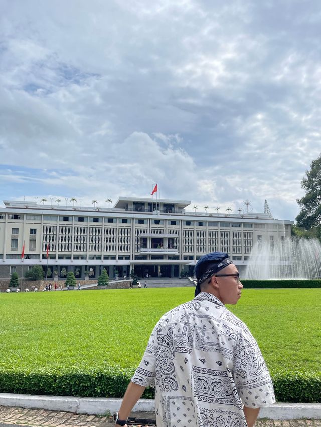 INDEPENDENCE PALACE - Ho Chi Minh