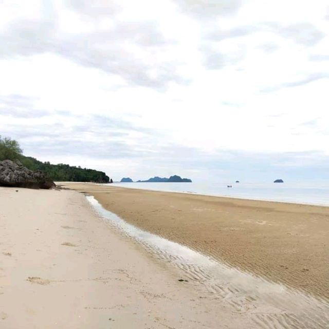 ให้ทะเลเยียวยา...มาอ่าวทุ่งซางสิ