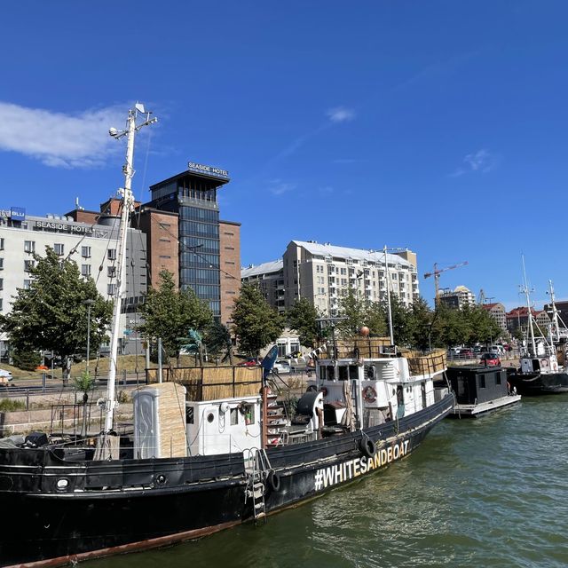 Helsinki’s old & new, land & water