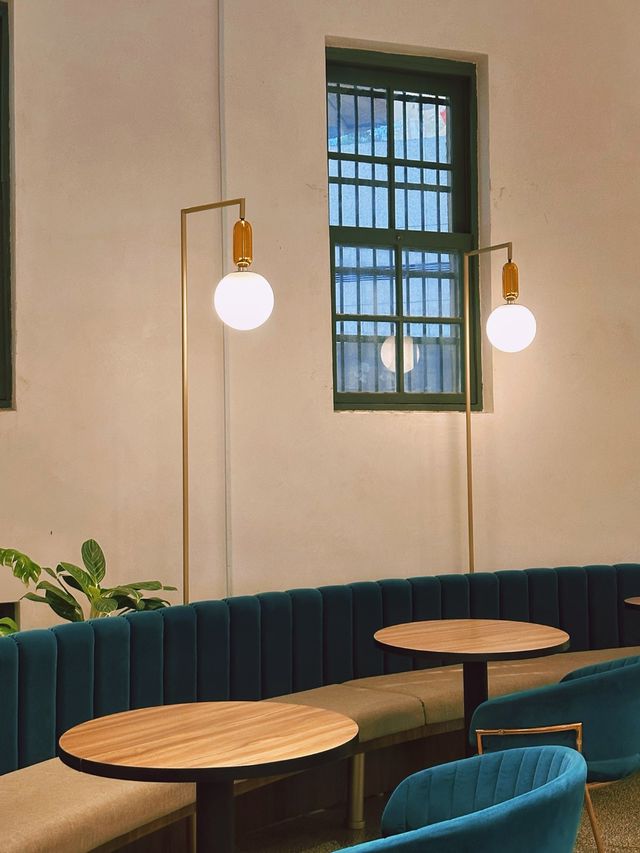 《台南》警察署改建的美術館 林志玲包場舉辦婚禮-台南美術館一館