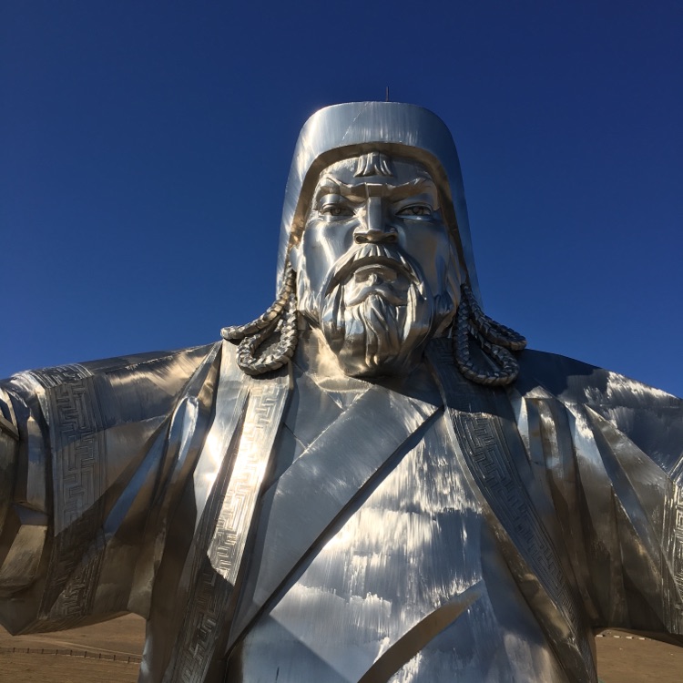 巨大なチンギスハン像 モンゴル🇲🇳 | Trip.com モンゴル