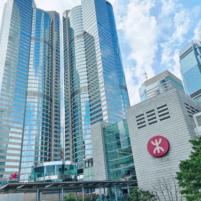 來香港多年！每天日新月異！