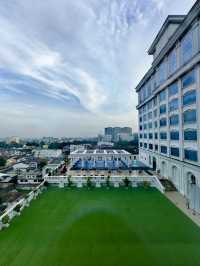 Hotel with Nice View and Good Locationl