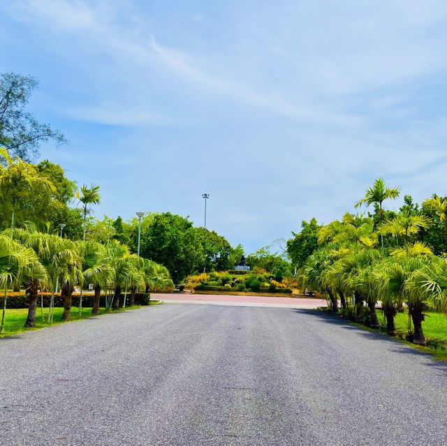 Queen Sirikit Park 