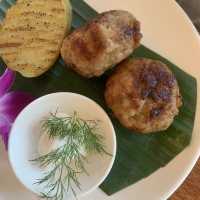 Jungle Cafe 