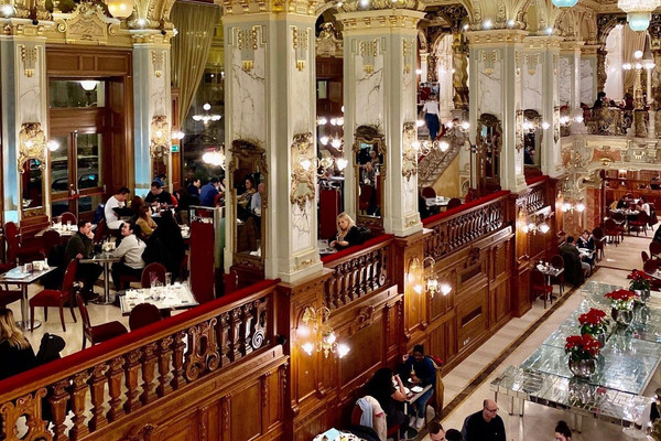 New York Caf Budapest Hungary Trip Budapest