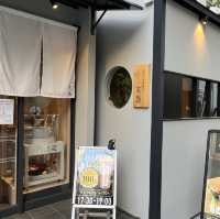 【大阪・東梅田】蕎麦本来の香りを楽しめる「石挽き十割蕎麦 玄盛 東梅田店」