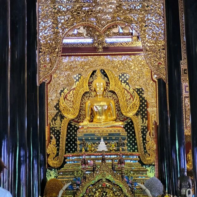 "วัดโลกโมฬี" วัดเก่าแก่เคียงคู่เชียงใหม่ 🙏