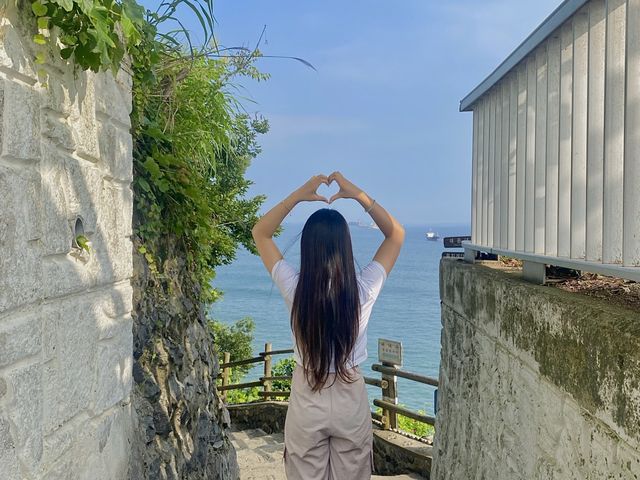 부산의 산토리니, 흰여울문화마을🏘️