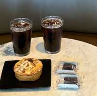 韓国:フェヒョン˗ˏˋ Starbucks in L'Escape Hotel  ˎˊ˗