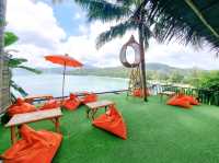 คาเฟ่ฟีลบาหลี โทนสีส้ม ใกล้หาดป่าตอง