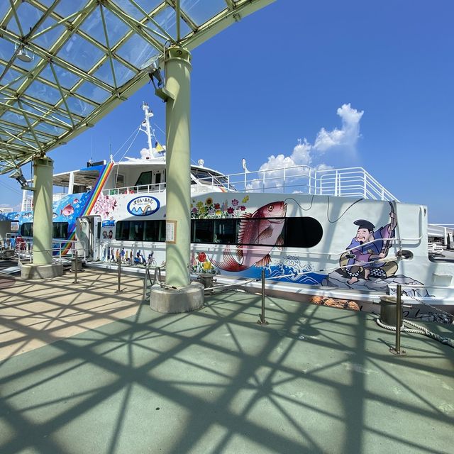 淡路島！ジェノバライン約13分の船旅！絶景明石大橋と岩屋港の紹介