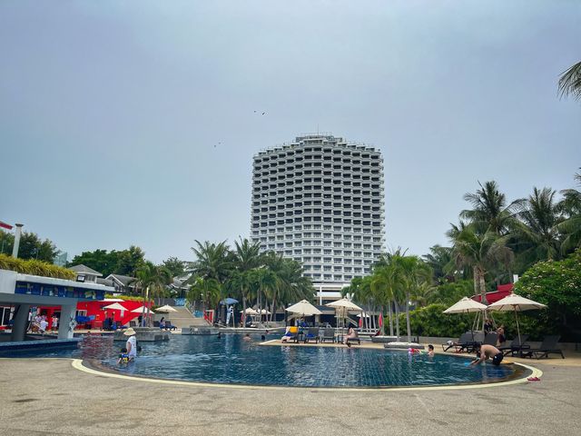 โรงแรมเรดิสัน รีสอร์ทแอนสปา หัวหิน