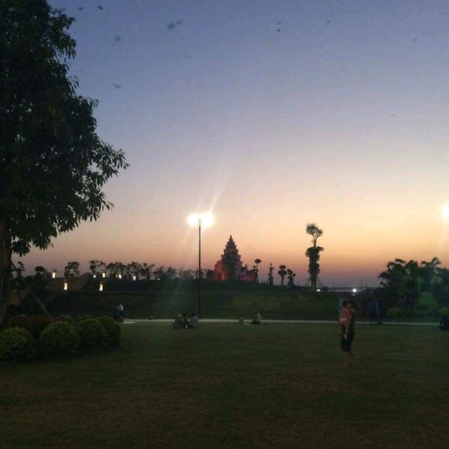 ปราสาทหินบุรีรัมย์จำลอง...Buriram Castle