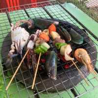内陸国ラオス辺境のルアンナムターでまさかのseafood buffet
