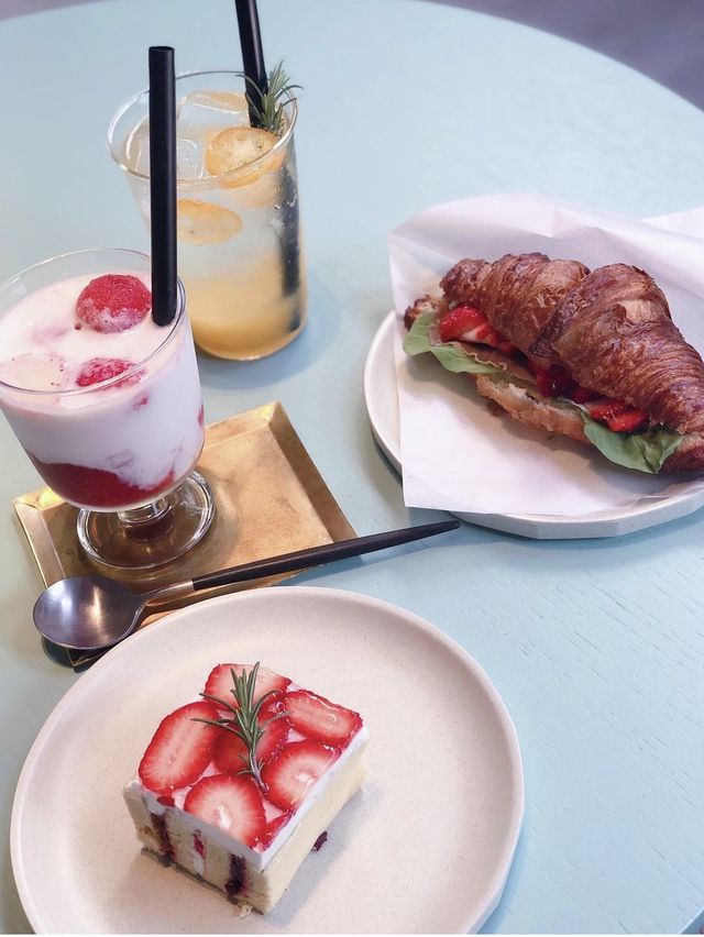 【福岡カフェ】大人気のオルトカフェのいちごフェア🍓