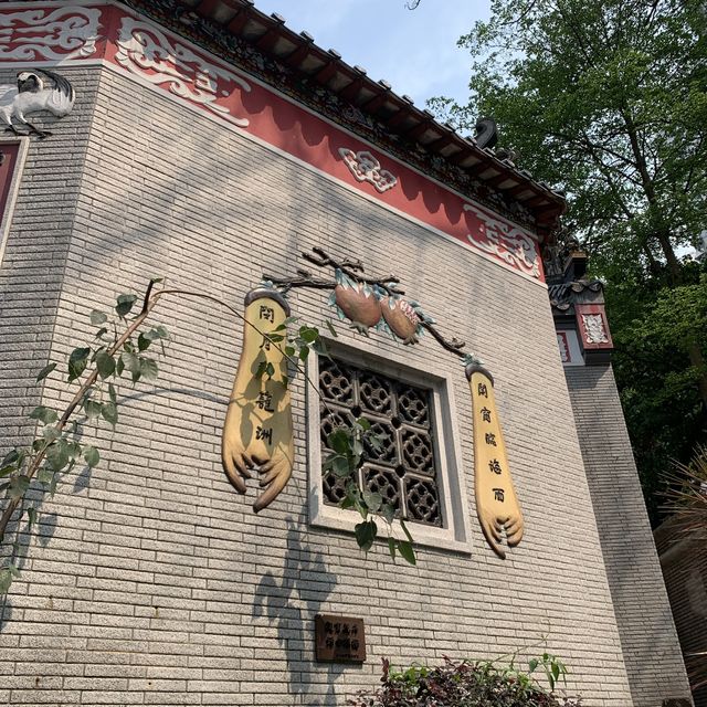 設計獨一無二既大坑蓮花宮