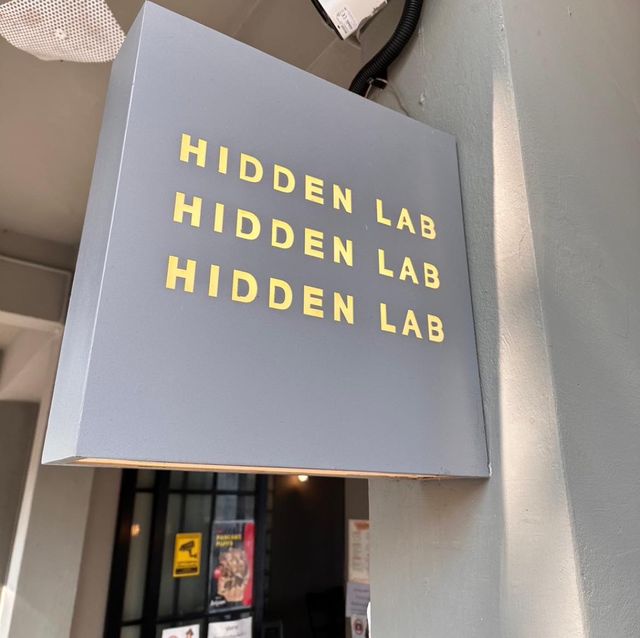 Hidden Lab คาเฟ่บางแสน