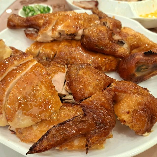 慶祝父親節🥳乳豬龍蝦全包宴😍👏