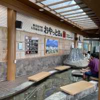 【鹿児島県】グルメも足湯も楽しめる鹿児島空港！