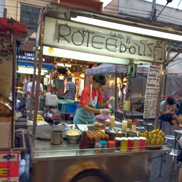 ช้อป ชิล ถนนคนเดินตลาดโต้รุ่ง@หัวหิน