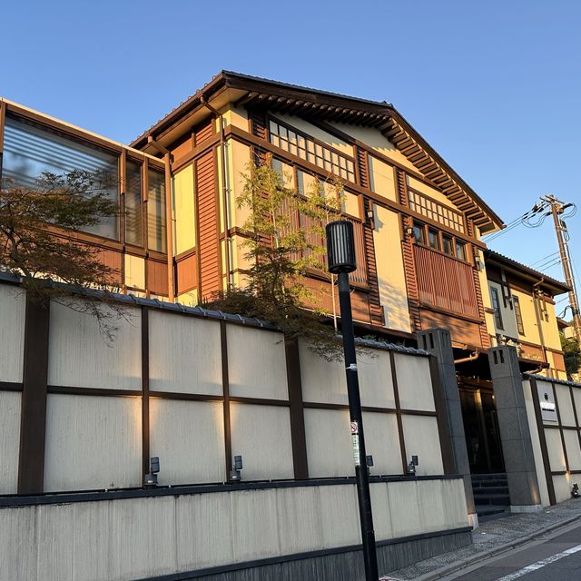 Catching sunset at Kiyomizudera 