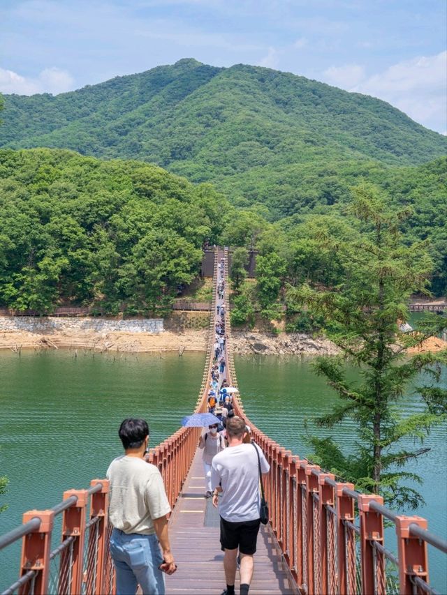 산책하기좋은 마장호수 출렁다리