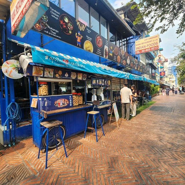 ถนนคนเดินคลองโอ่งอ่าง