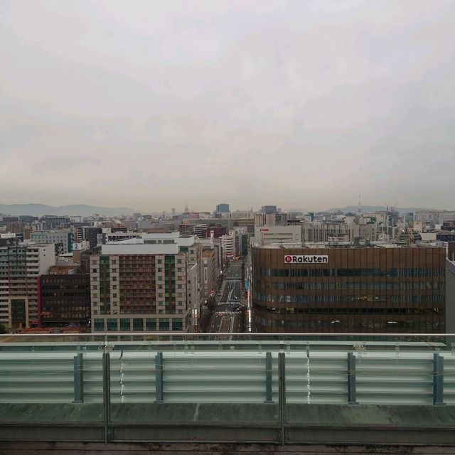 福岡観光2023 【つばめの杜広場】