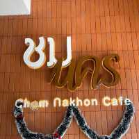 คาเฟ่เปิดใหม่ #นครพนม ☕️ชมนคร คาเฟ่ - Chom Nakhon 