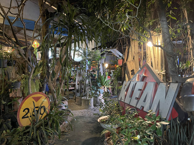 “เก๊าบ่ะต๋ากบแก้มแดง” ร้านอร่อยในเชียงใหม่