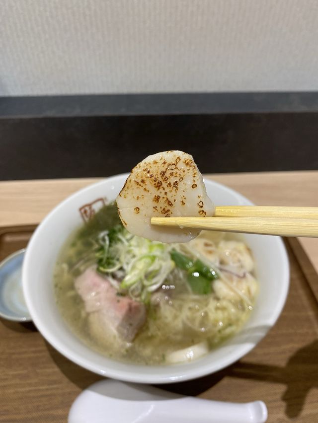 羽田空港でラーメンを食す