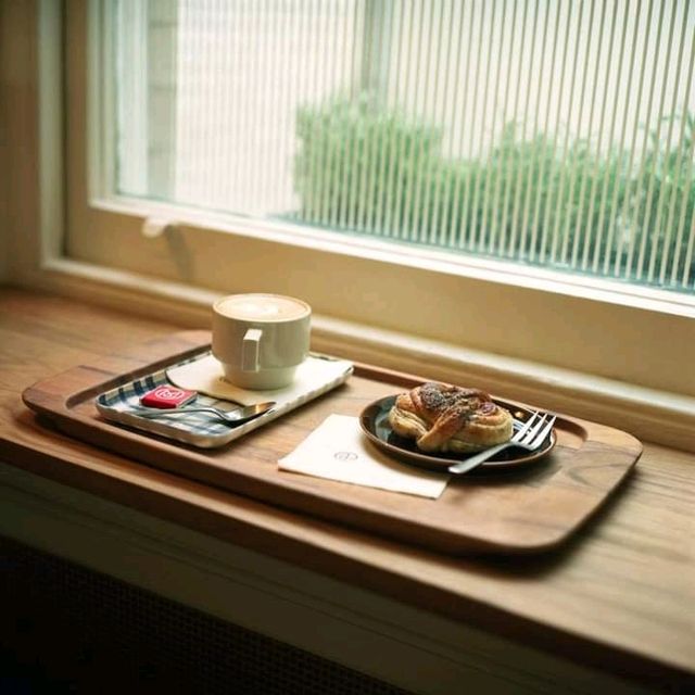 The Monocle Caf'e 