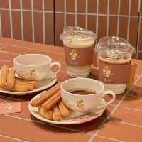 「coucou churros」：舒適美麗，讓你愛上這裡