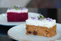 ร้านอาหารวีแกน เข้ม-ข้น พาหุรัด