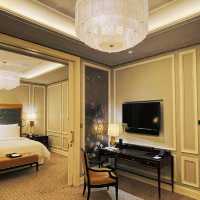 ⭐ Four Seasons Jakarta