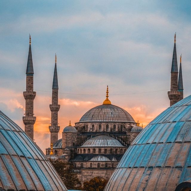  "A City That Will Steal Your Heart"