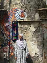 beautiful storefront and alleys - a perfect photospot