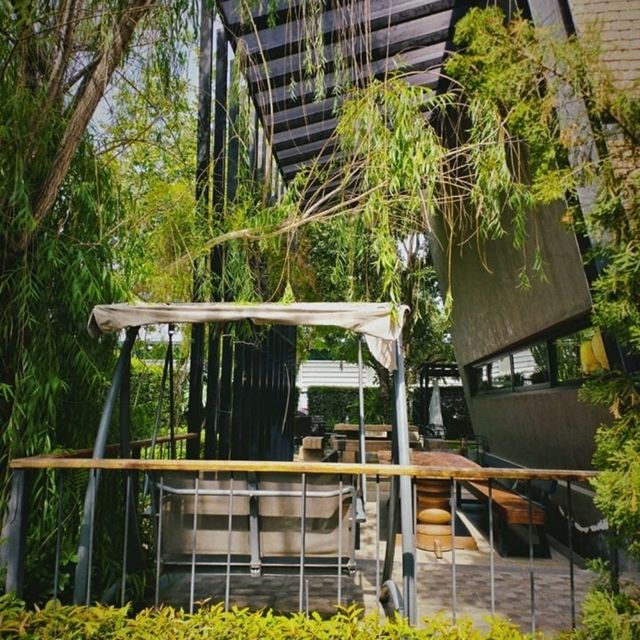 🍭 NAI NOY cafe & bistro คาเฟ่สไตล์มินิมอล